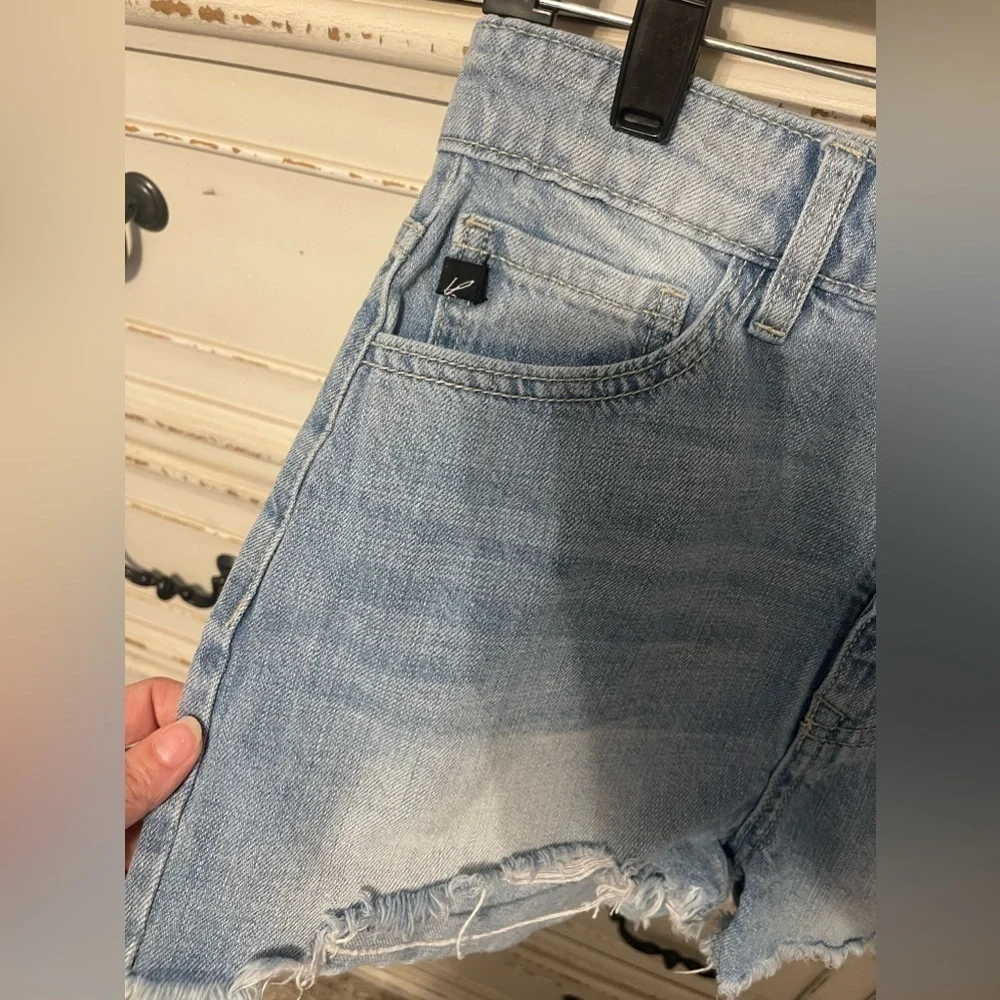 KanCan high rise jean shorts - Picture 4 of 8